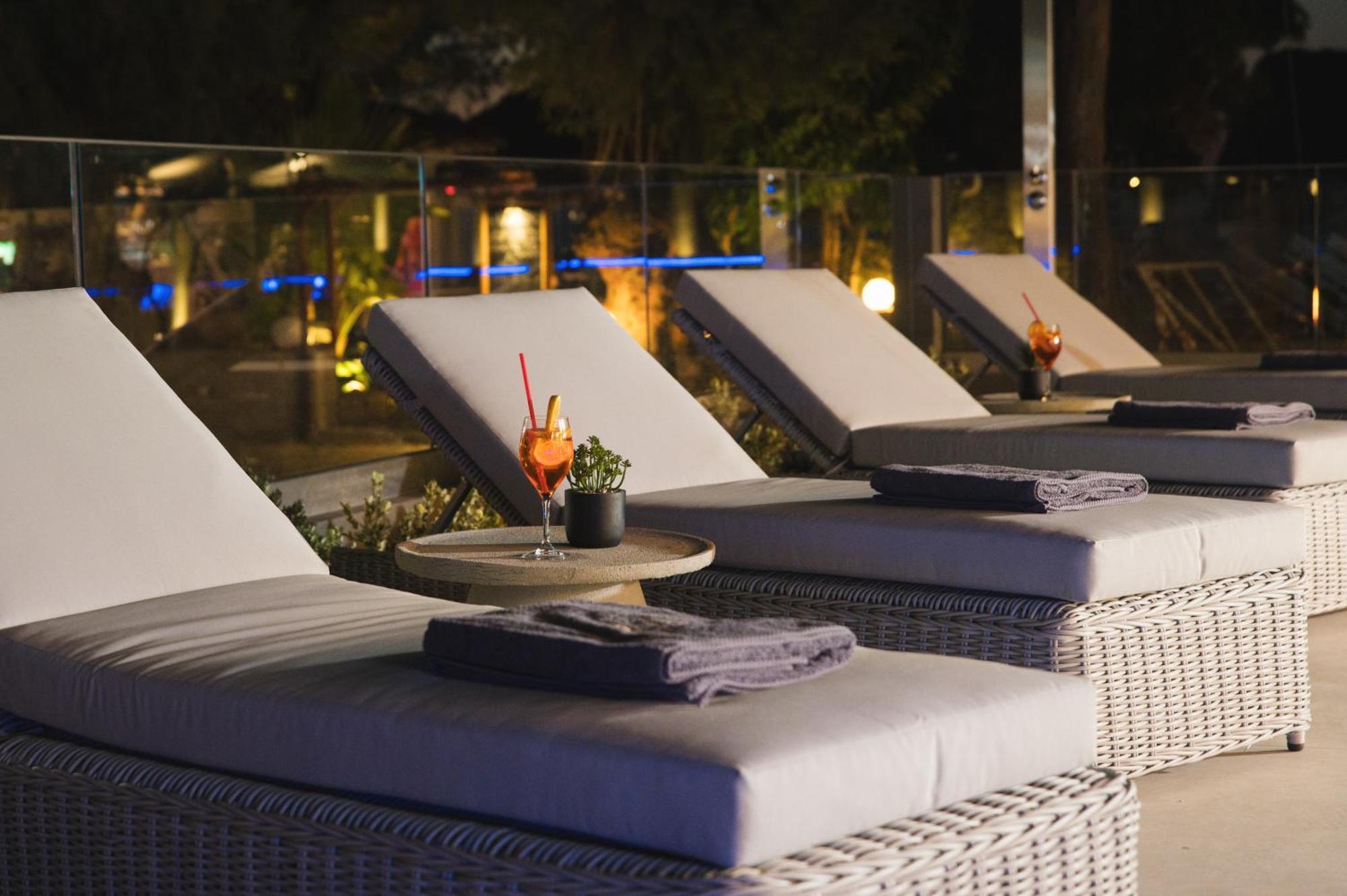 Elia Resort *